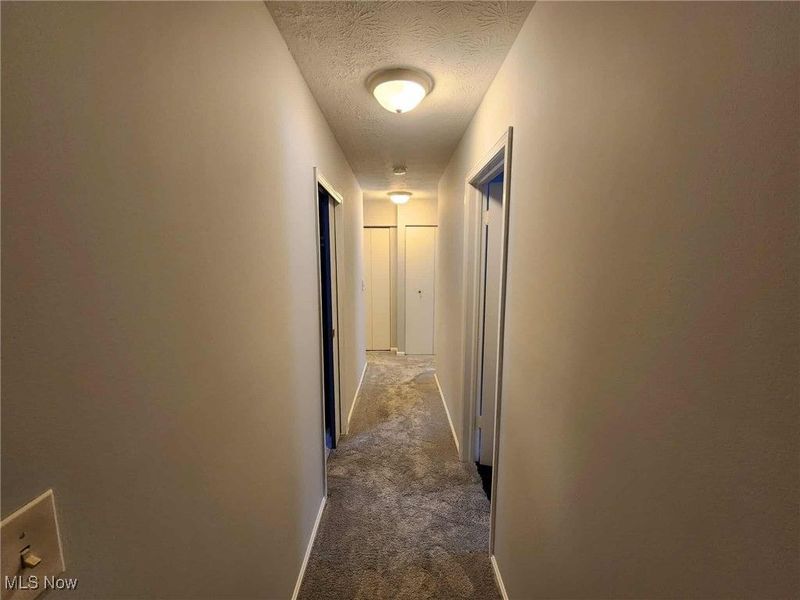 6960 Carriage Hill Drive, Brecksville, OH 44141 Photo 22