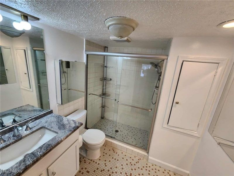 6960 Carriage Hill Drive, Brecksville, OH 44141 Photo 25