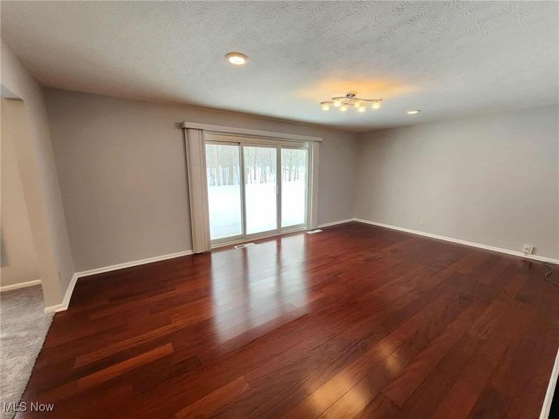 6960 Carriage Hill Drive, Brecksville, OH 44141 Photo 7