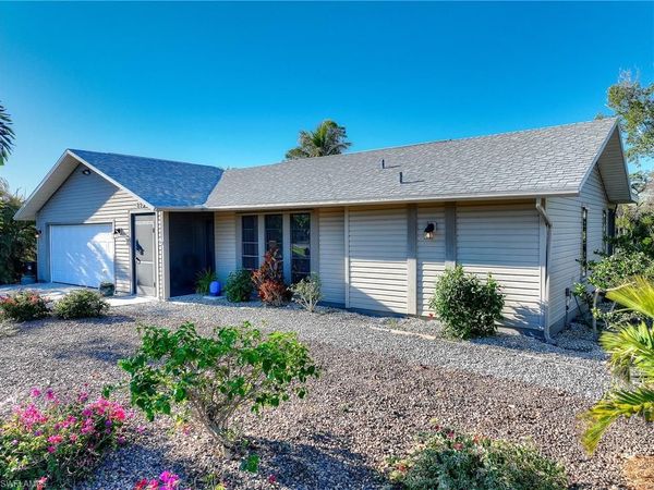 4492 Pine Hill CT, ST. JAMES CITY, FL 33956