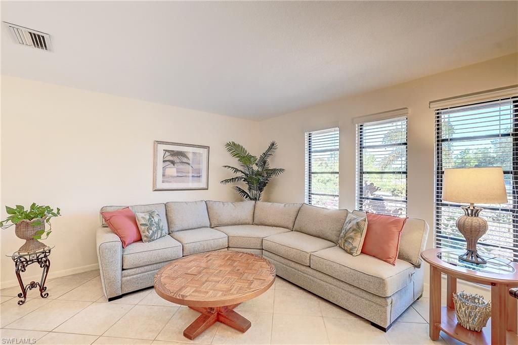 4492 Pine Hill Ct, Saint James City, FL 33956 Photo