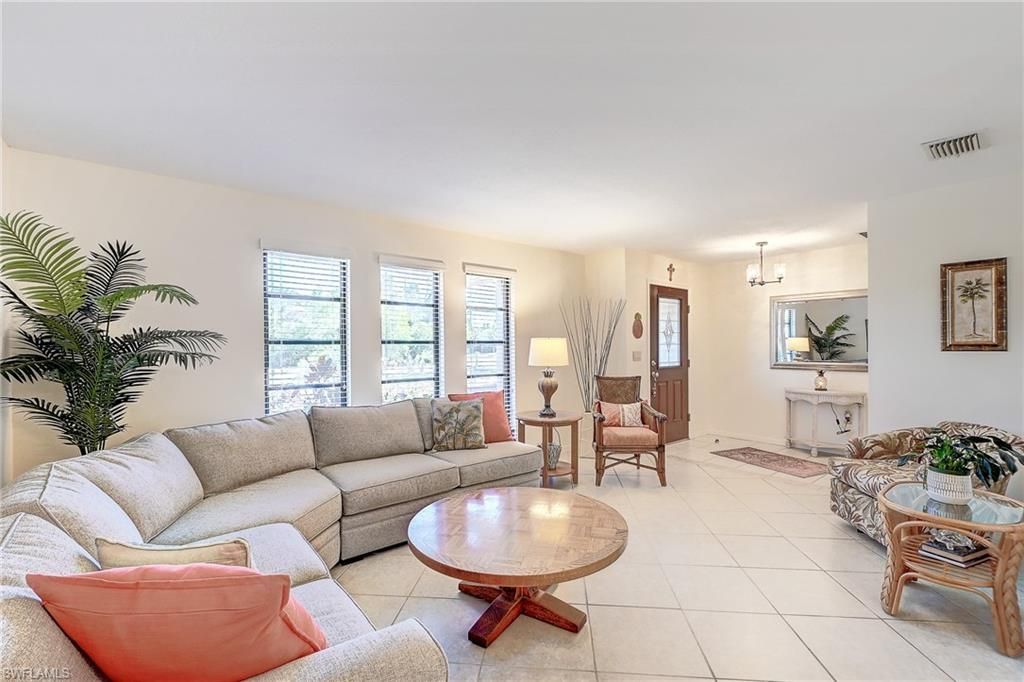 4492 Pine Hill Ct, Saint James City, FL 33956 Photo