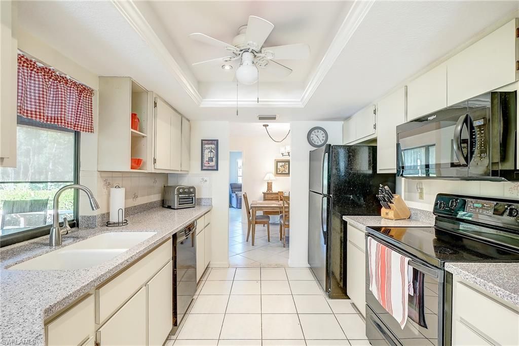 4492 Pine Hill Ct, Saint James City, FL 33956 Photo