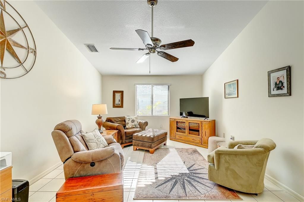 4492 Pine Hill Ct, Saint James City, FL 33956 Photo