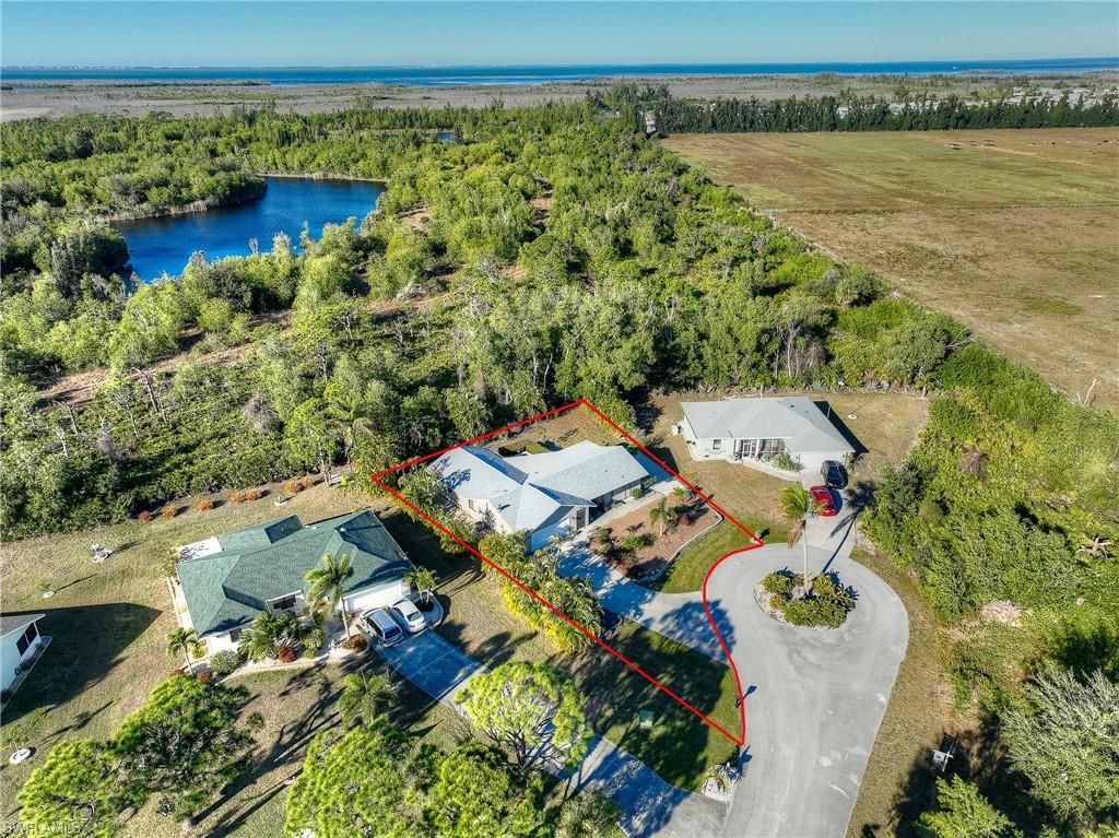 4492 Pine Hill Ct, Saint James City, FL 33956 Photo