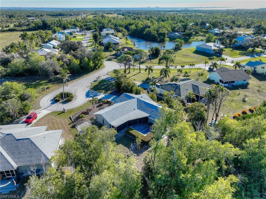 4492 Pine Hill Ct, Saint James City, FL 33956 Photo