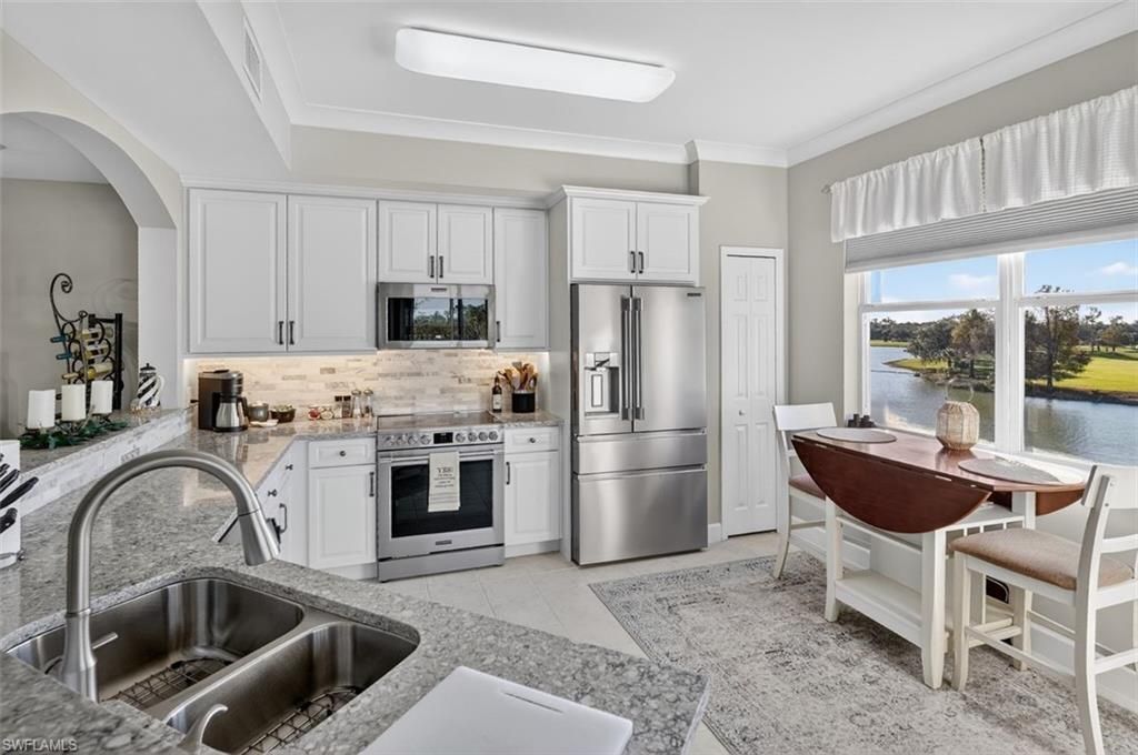 10710 Ravenna Way, Unit 305, Fort Myers, FL 33913 Photo