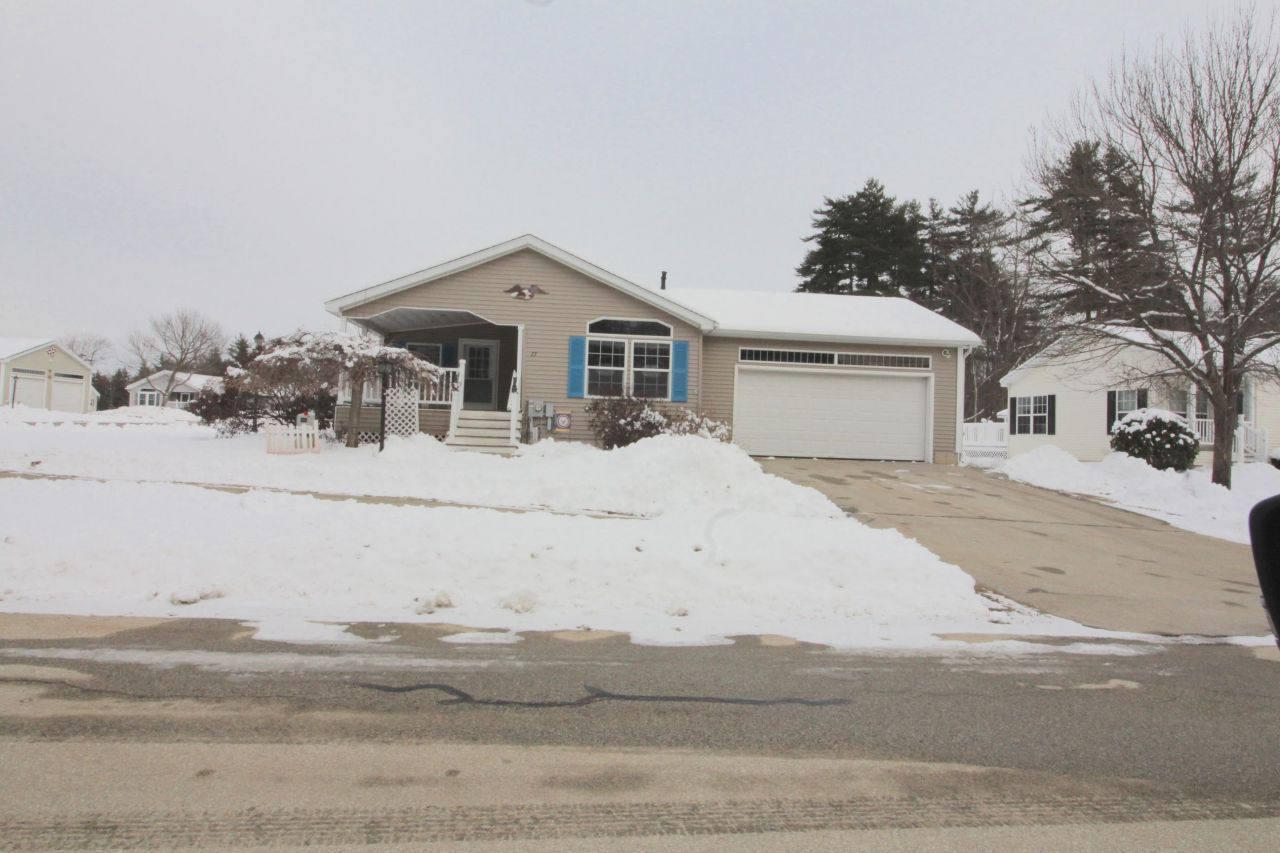 23 Timber Trail, Sandown, NH 03873 Main Photo