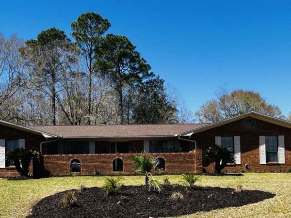 3214 Fridinger Dr, Pensacola, FL 32526