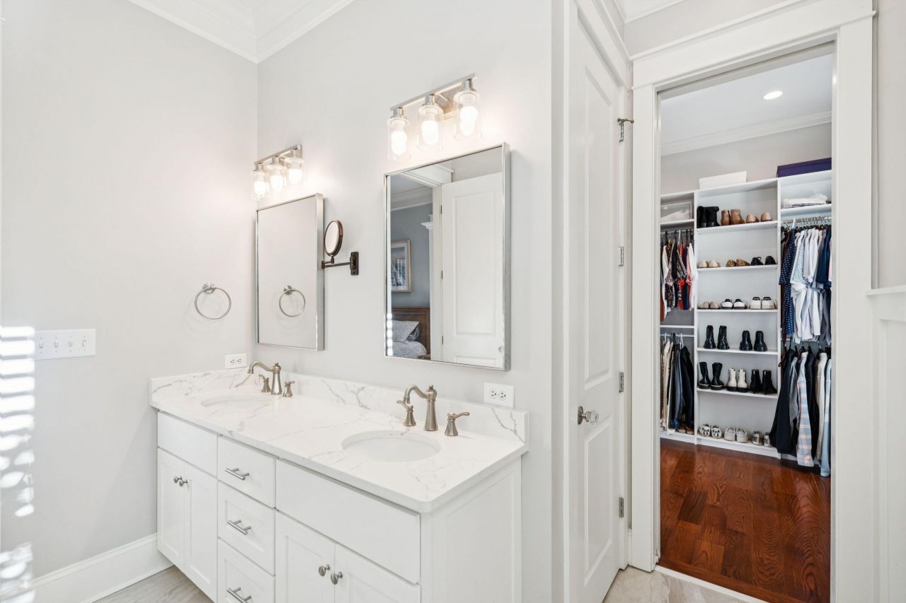 1140 Oak Overhang Street Photo 32