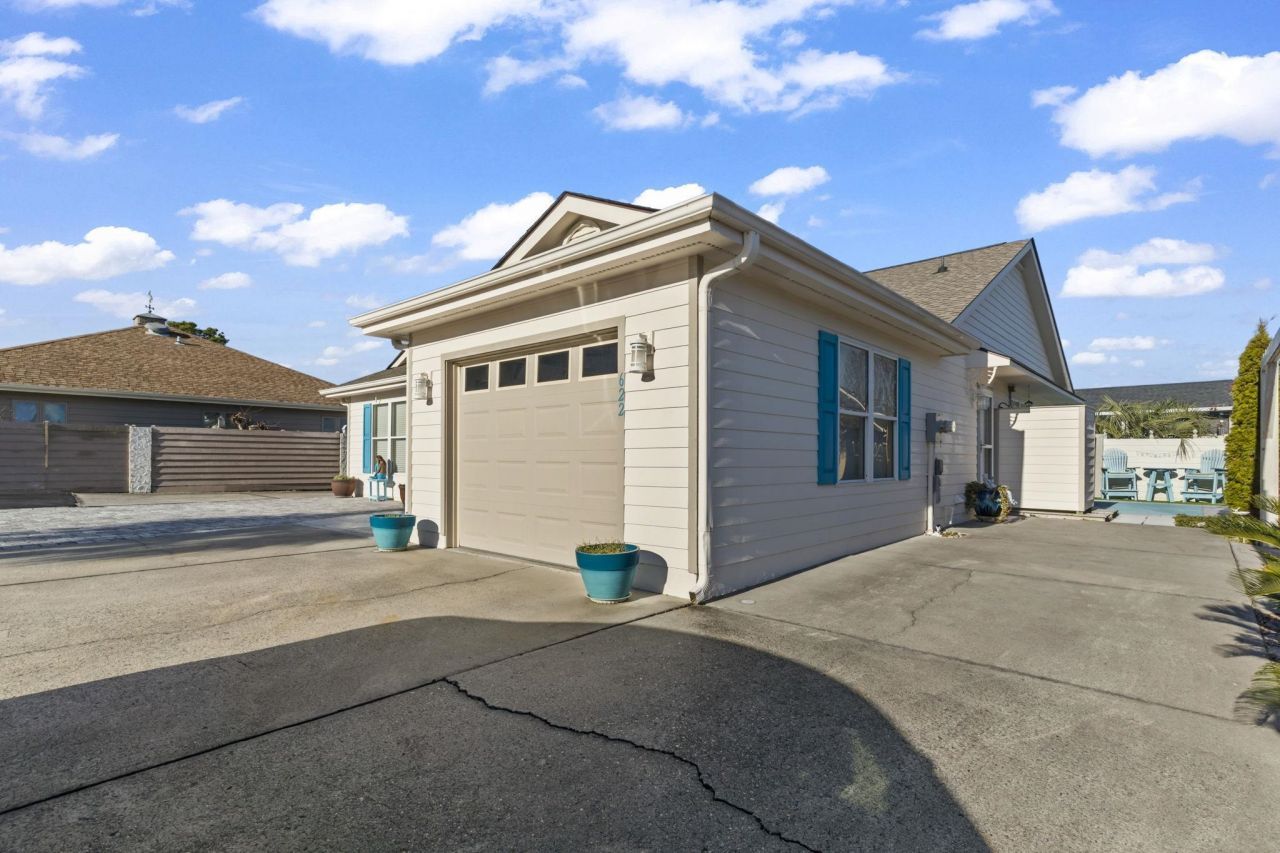 622 Persimmon Ln. Photo 4