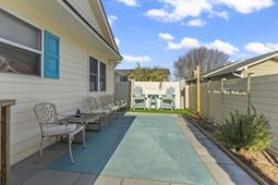 622 Persimmon Ln. photo 4