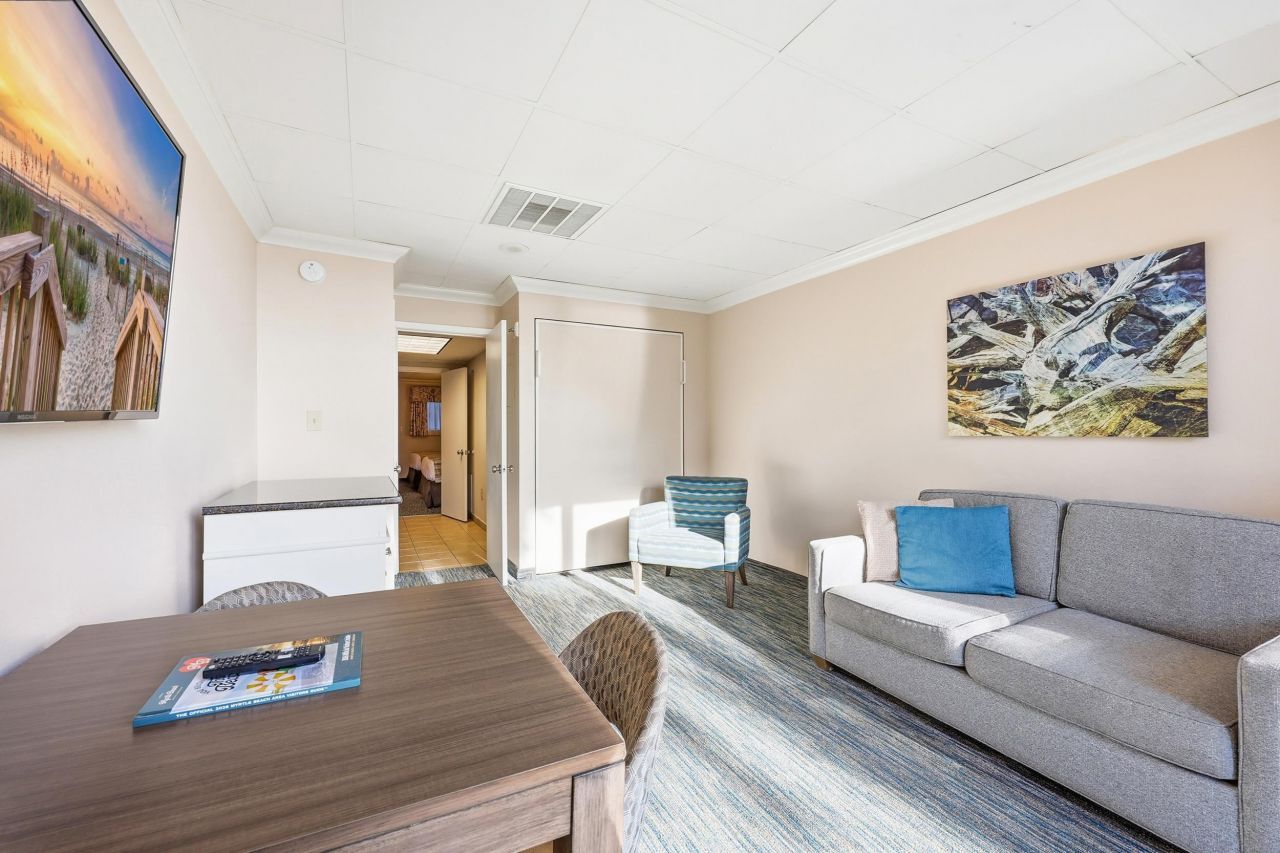 1105 S Ocean Blvd. Photo 12