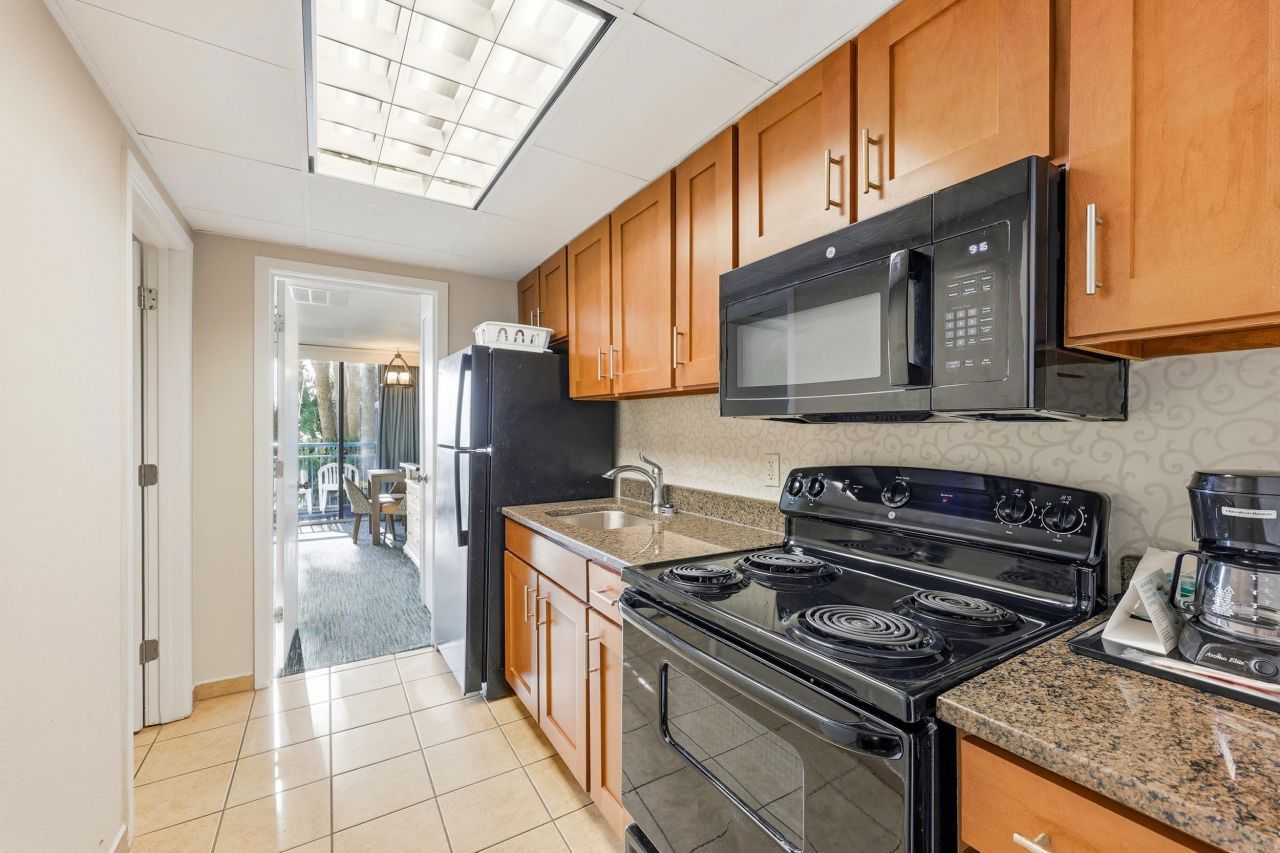 1105 S Ocean Blvd. Photo 9