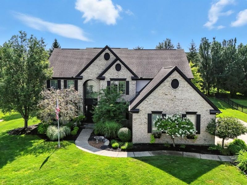 884 River Forest Drive, Hamilton Twp, OH 45039 Photo 1