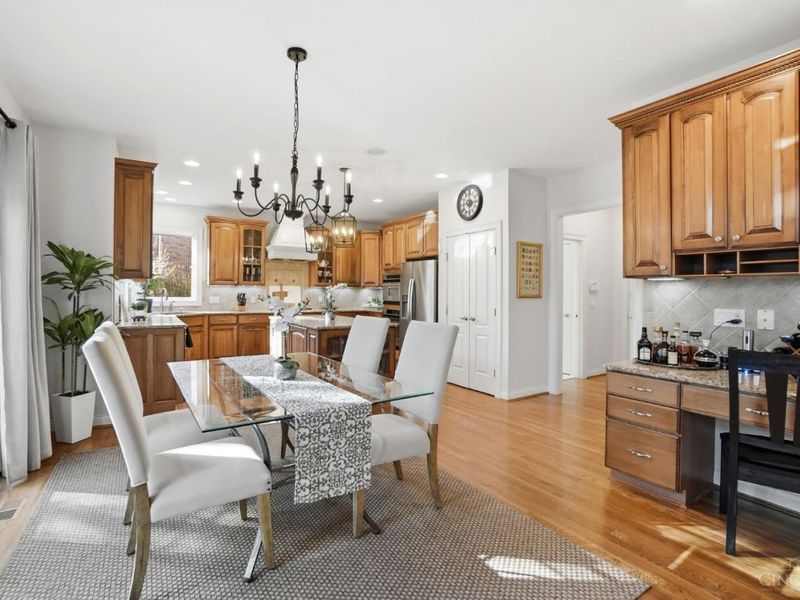 884 River Forest Drive, Hamilton Twp, OH 45039 Photo 13