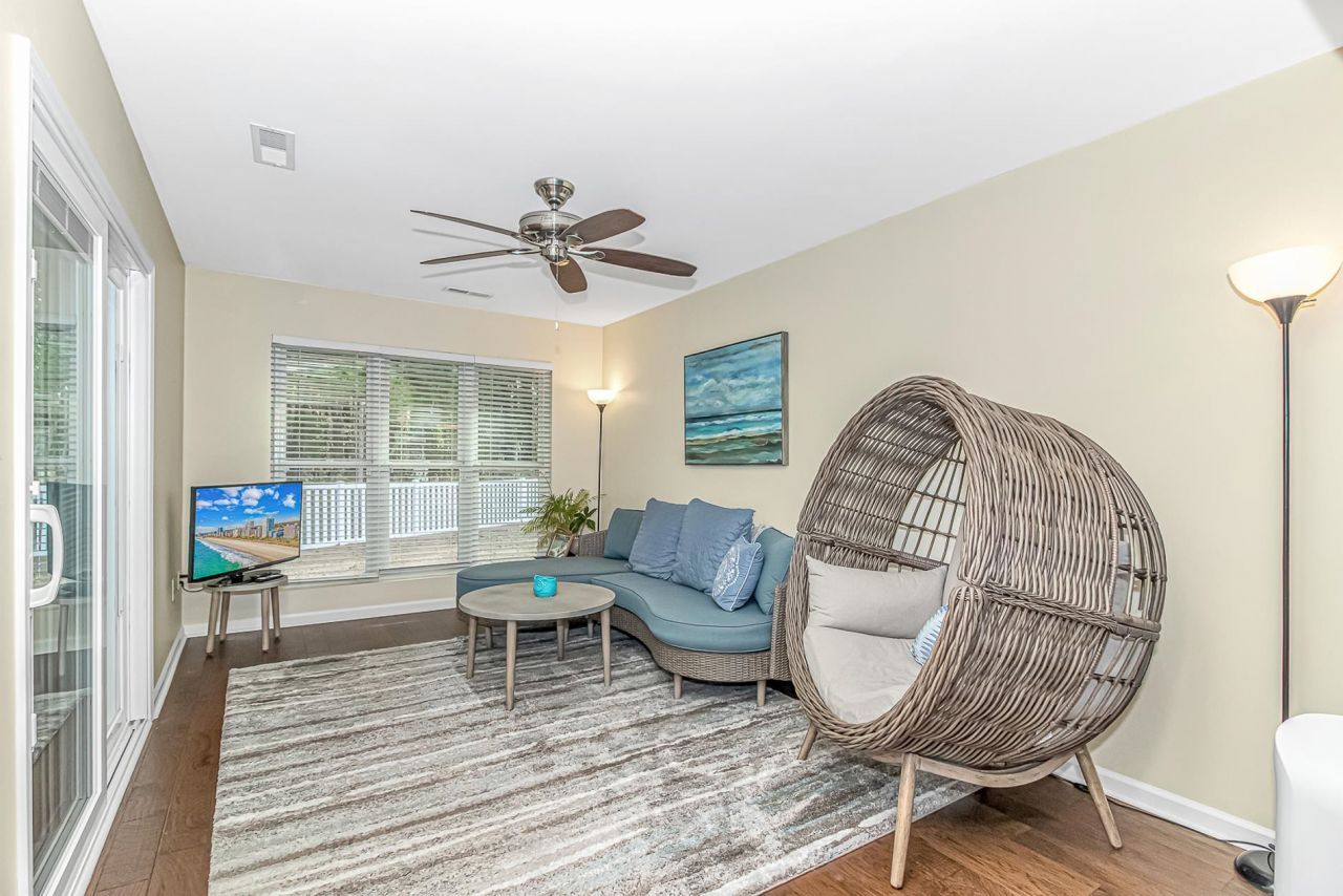 9846 Simonton Ct. Photo 10