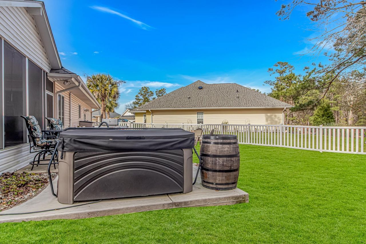 9846 Simonton Ct. Photo 27