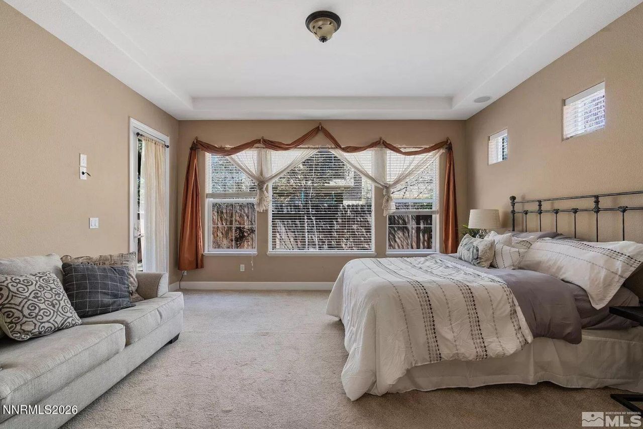 10885 Pentwater Drive, Reno, NV 89521 Photo