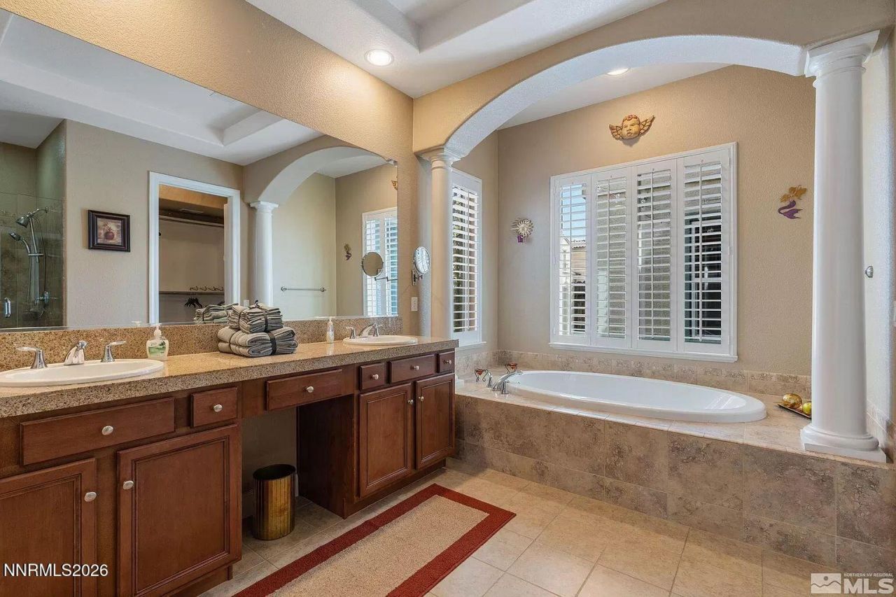 10885 Pentwater Drive, Reno, NV 89521 Photo