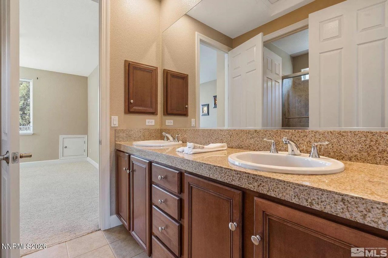 10885 Pentwater Drive, Reno, NV 89521 Photo