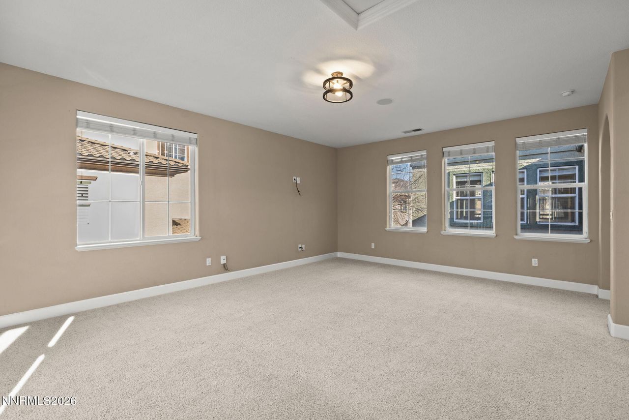 10885 Pentwater Drive, Reno, NV 89521 Photo