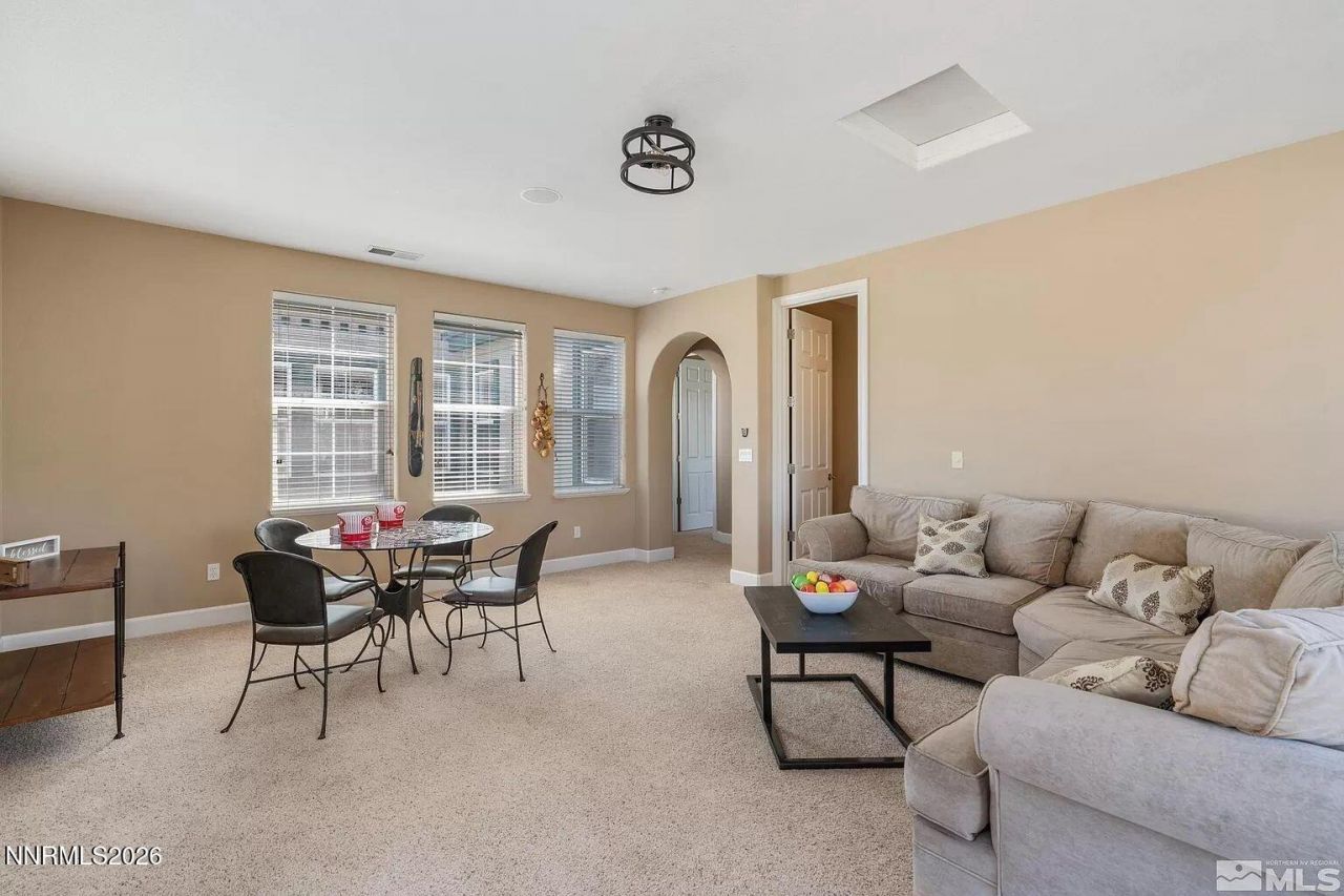 10885 Pentwater Drive, Reno, NV 89521 Photo