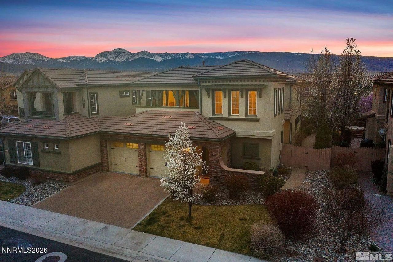 10885 Pentwater Drive, Reno, NV 89521 Photo