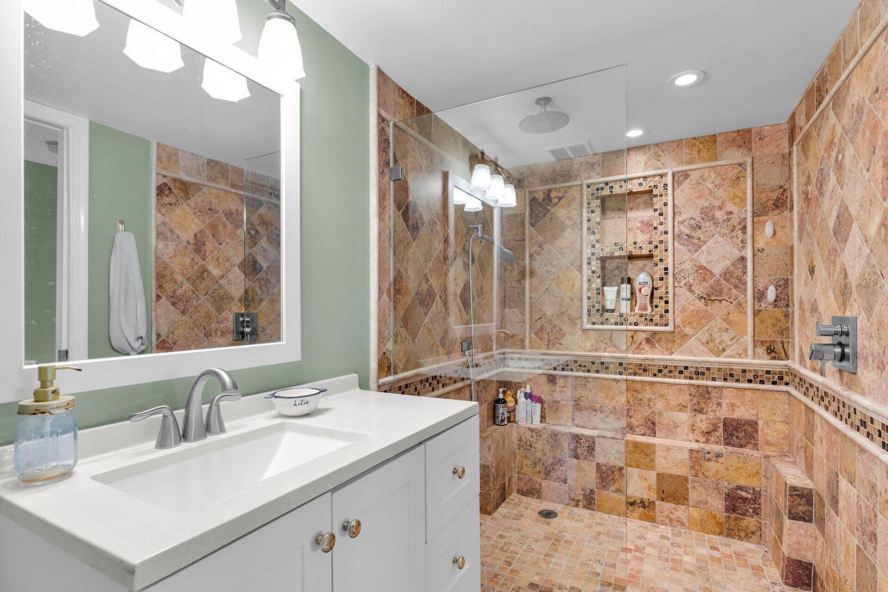 1901 S Roosevelt Boulevard, Unit 401E, Key West, FL 33040 Photo