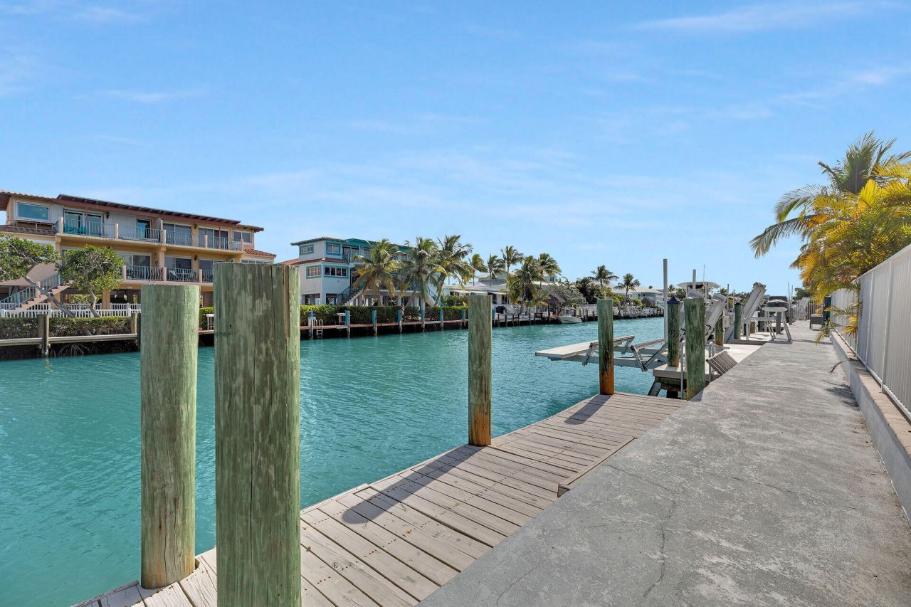 570 9th Street, Key Colony, FL 33051 Photo