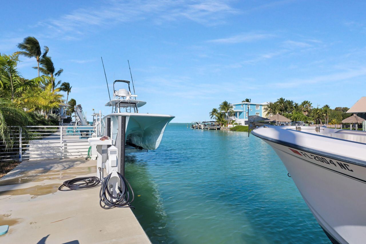 241 Tollgate Boulevard, Islamorada, FL 33036 Photo