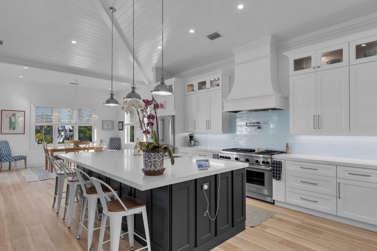 241 Tollgate Boulevard, Islamorada, FL 33036 Photo