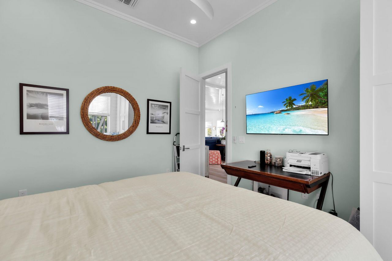 241 Tollgate Boulevard, Islamorada, FL 33036 Photo