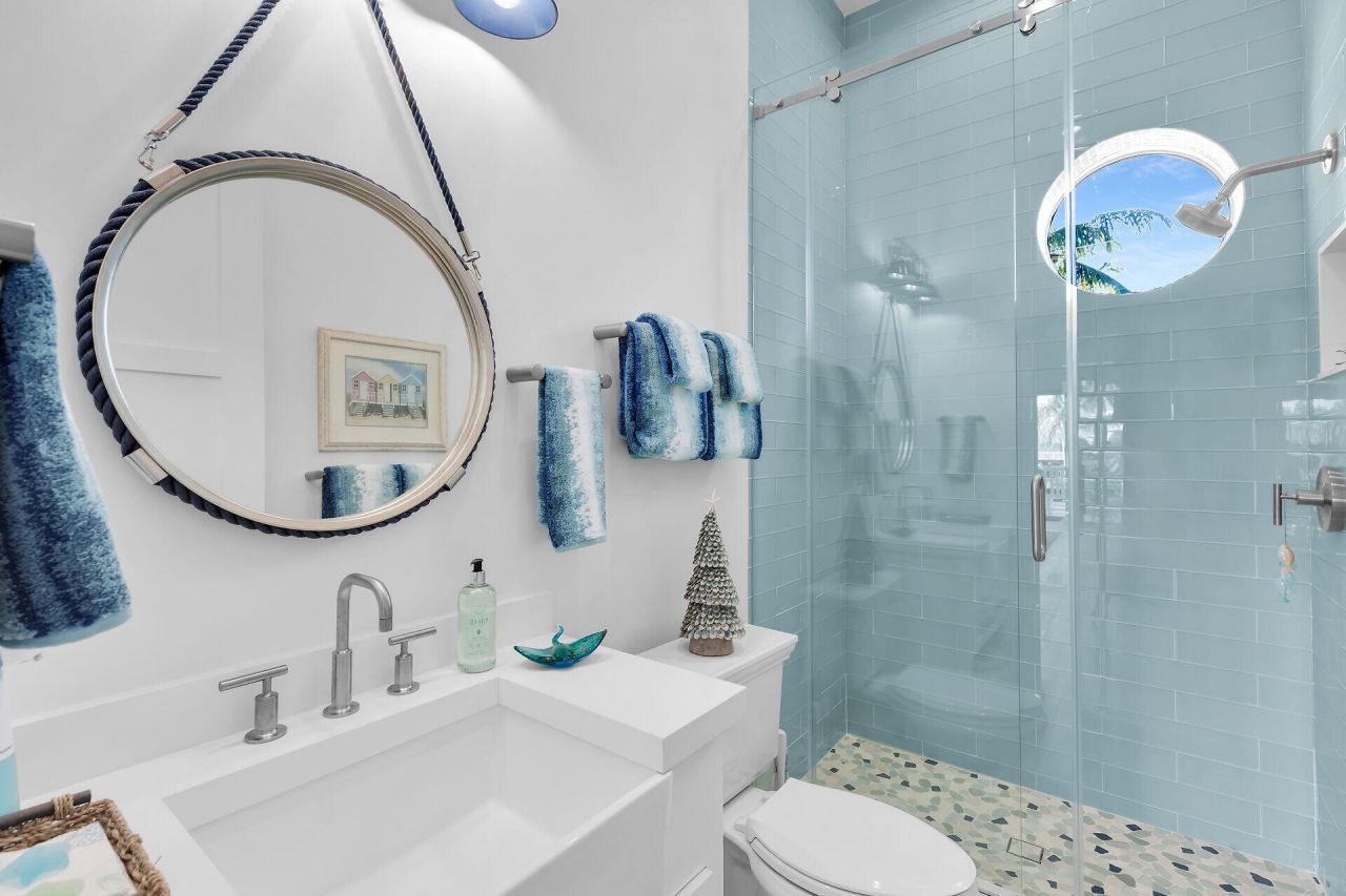 241 Tollgate Boulevard, Islamorada, FL 33036 Photo