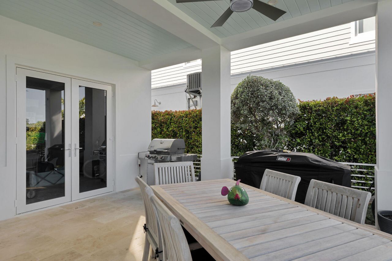 241 Tollgate Boulevard, Islamorada, FL 33036 Photo