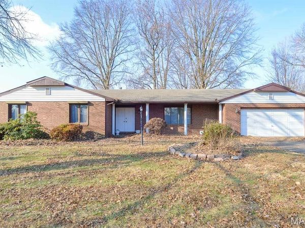 74 Glen Echo Drive, Glen Carbon, IL 62034