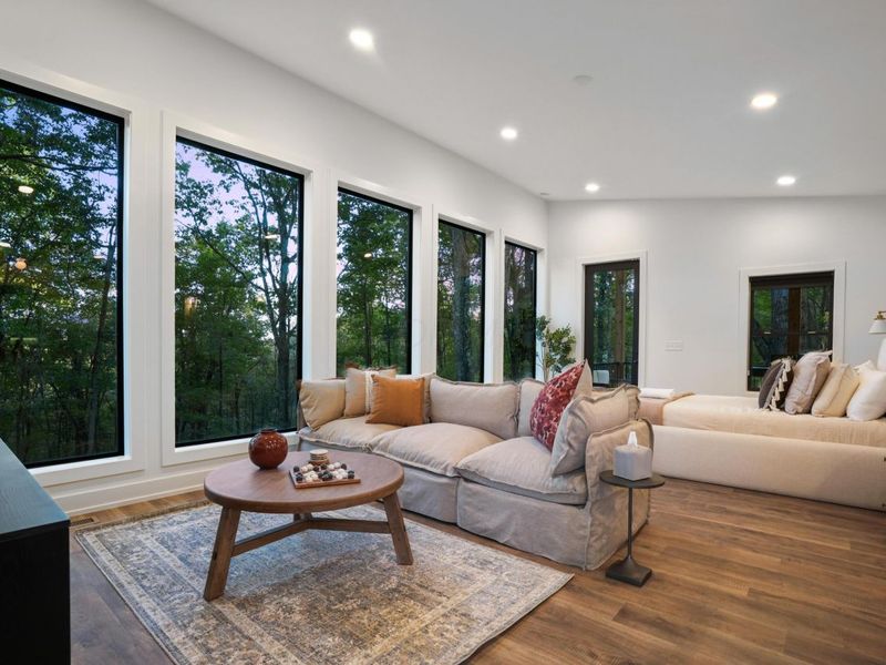 20389 Thompson Ridge Road, Laurelville, OH 43135 Photo 4