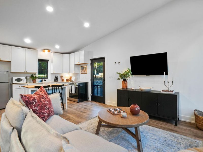 20389 Thompson Ridge Road, Laurelville, OH 43135 Photo 6