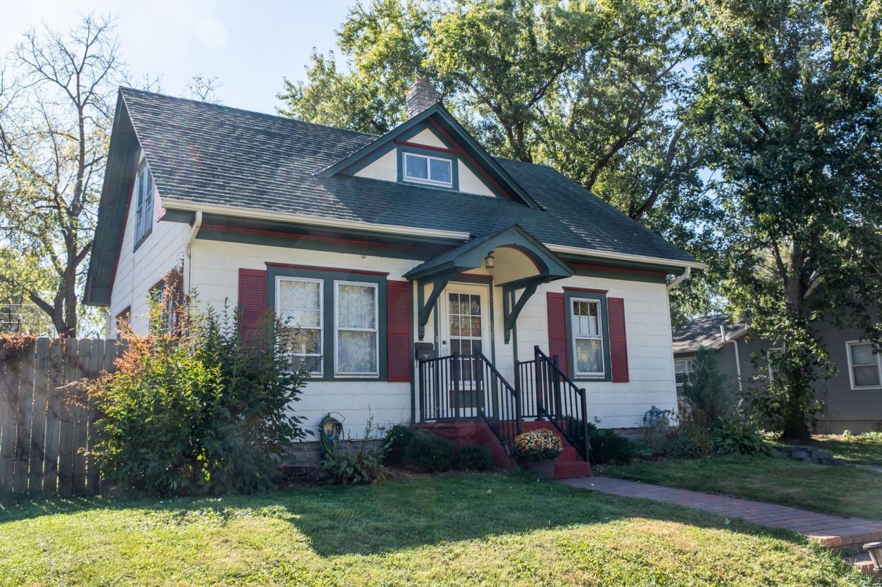 625 7th Street W, Hastings, MN 55033 Main Photo