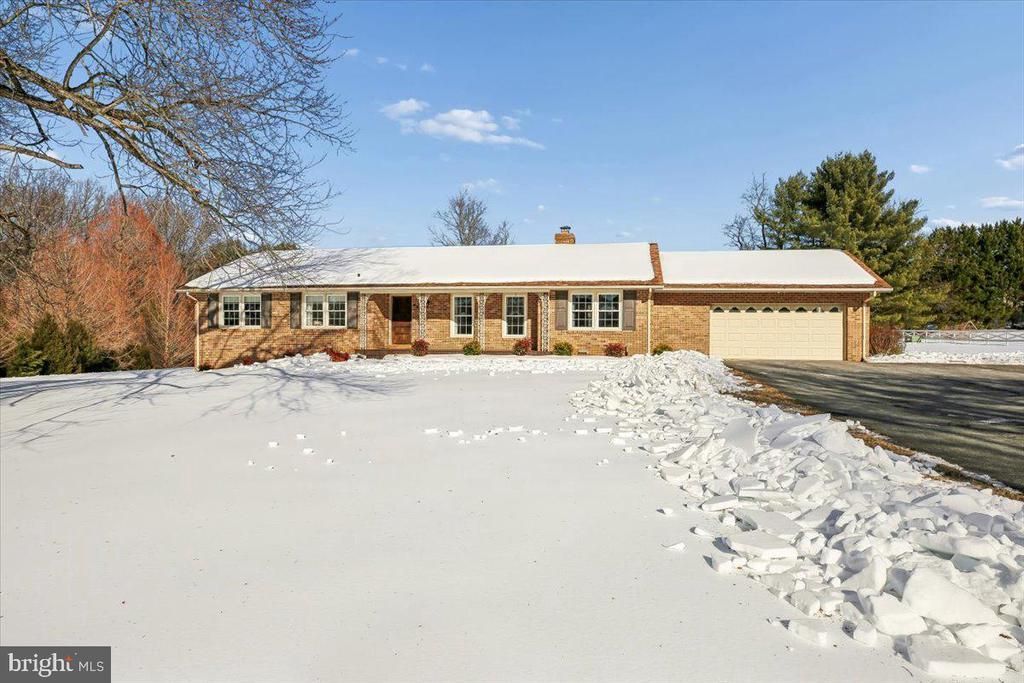 6205 Beechdale Court, Rockville, MD 20855 Main Photo