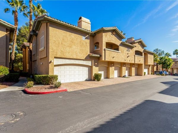 1708 Sky Of Red Drive, Unit 204, Las Vegas, NV 89128
