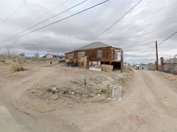 445 Butler Avenue, Tonopah, NV 89049