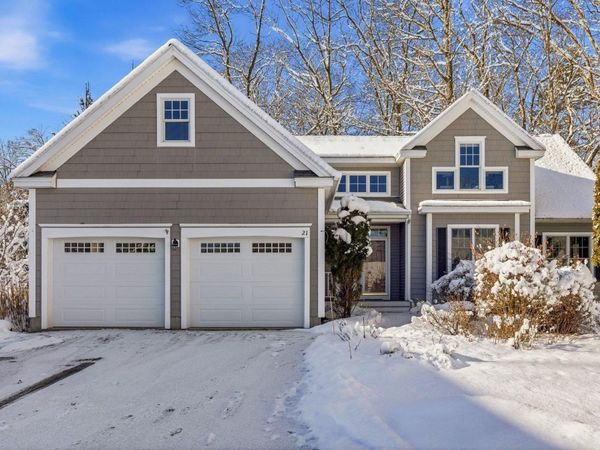 21 Parkman Brook Lane, Stratham, NH 03885