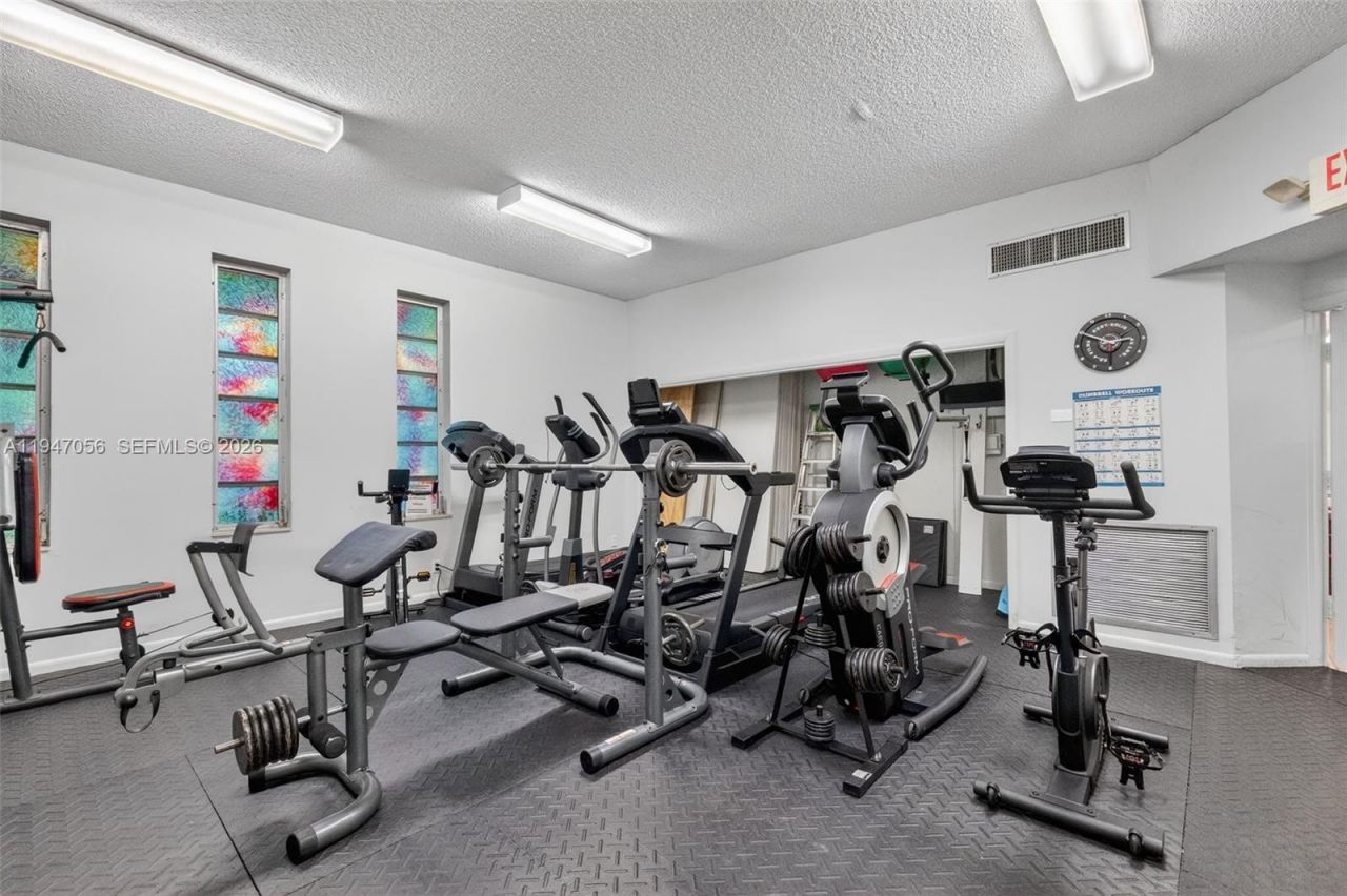 3431 NW 50th Ave, Unit 110, Lauderdale Lakes, FL 33319 Photo