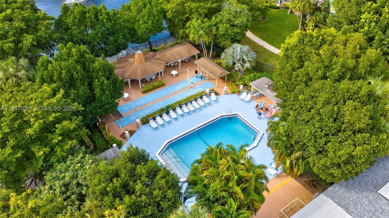 3431 NW 50th Ave, Unit 110, Lauderdale Lakes, FL 33319 Photo