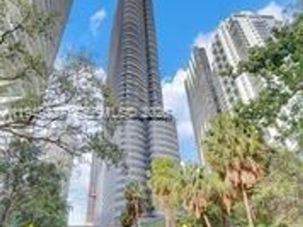 1000 Brickell Plaza, Unit 3905, Miami, FL 33131