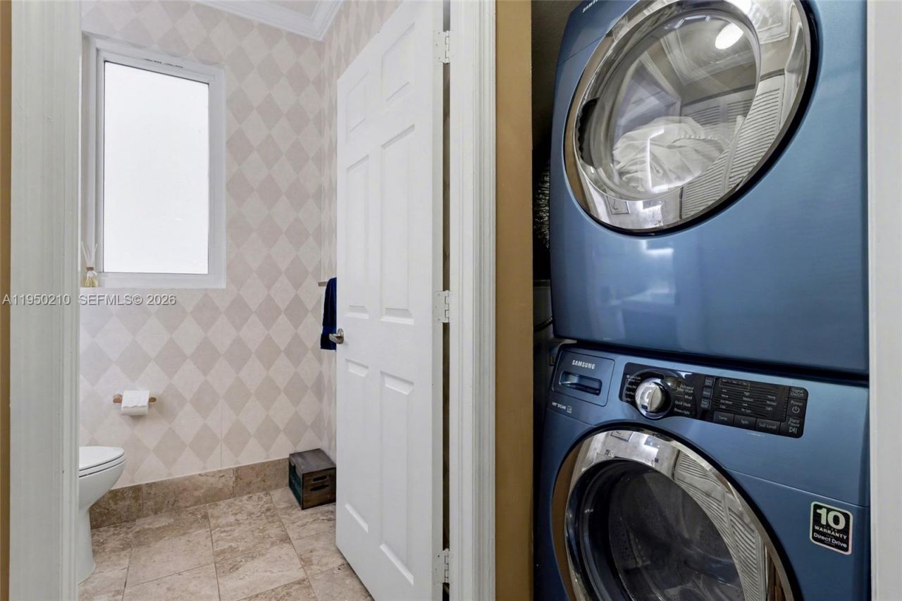 1140 Canella Ln, Hollywood, FL 33019 Photo