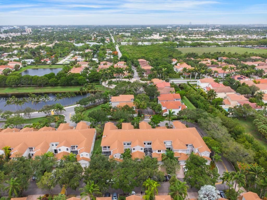 1140 Canella Ln, Hollywood, FL 33019 Photo