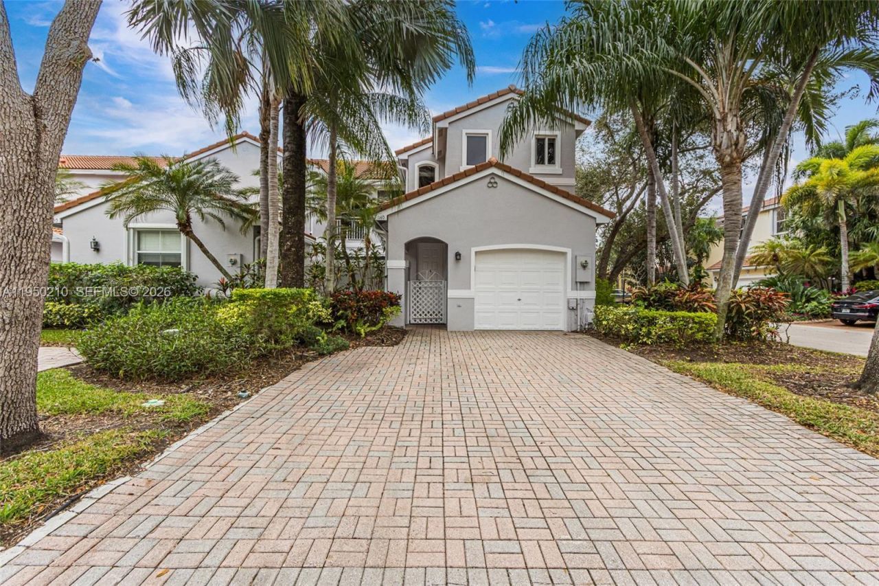 1140 Canella Ln, Hollywood, FL 33019 Photo