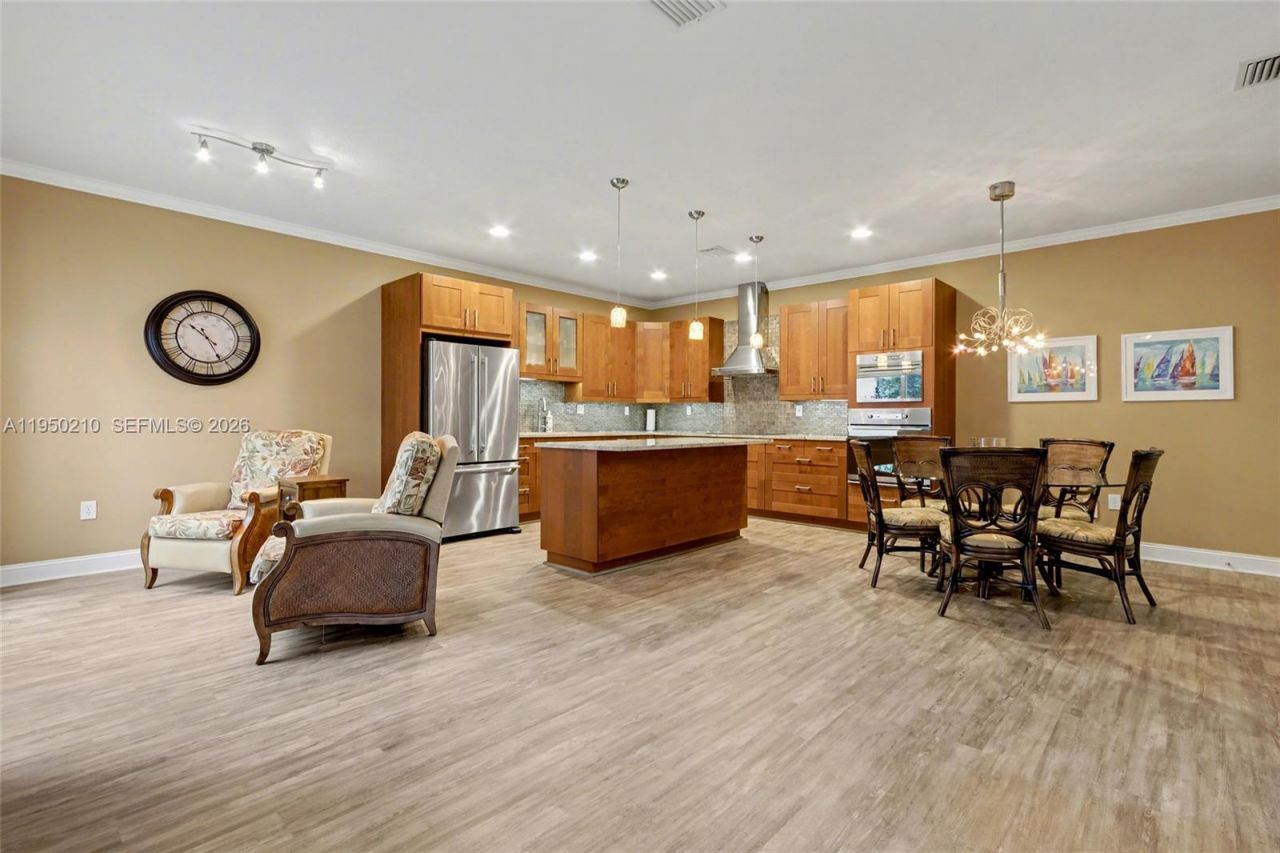 1140 Canella Ln, Hollywood, FL 33019 Photo